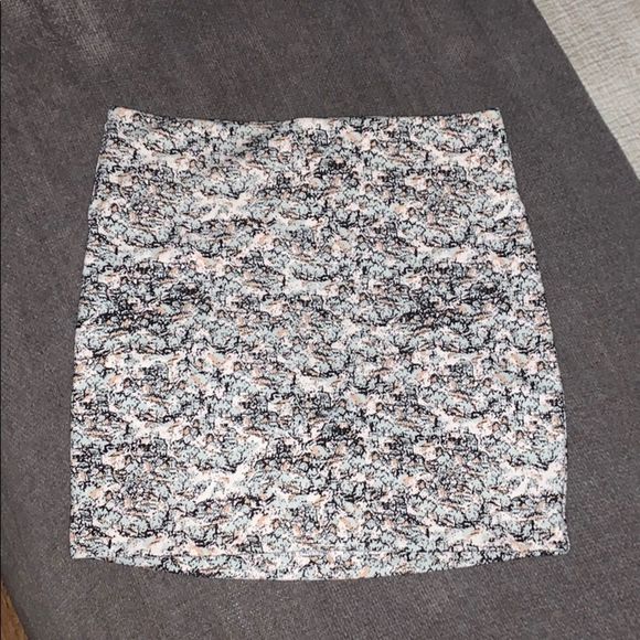 BCBG Generation tribal bandage skirt - Picture 2 of 4